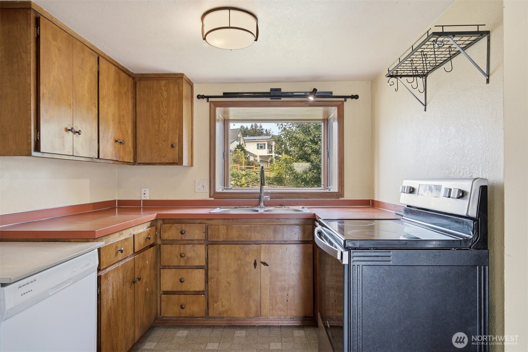 2171 Gardiner Drive Property Photo 14