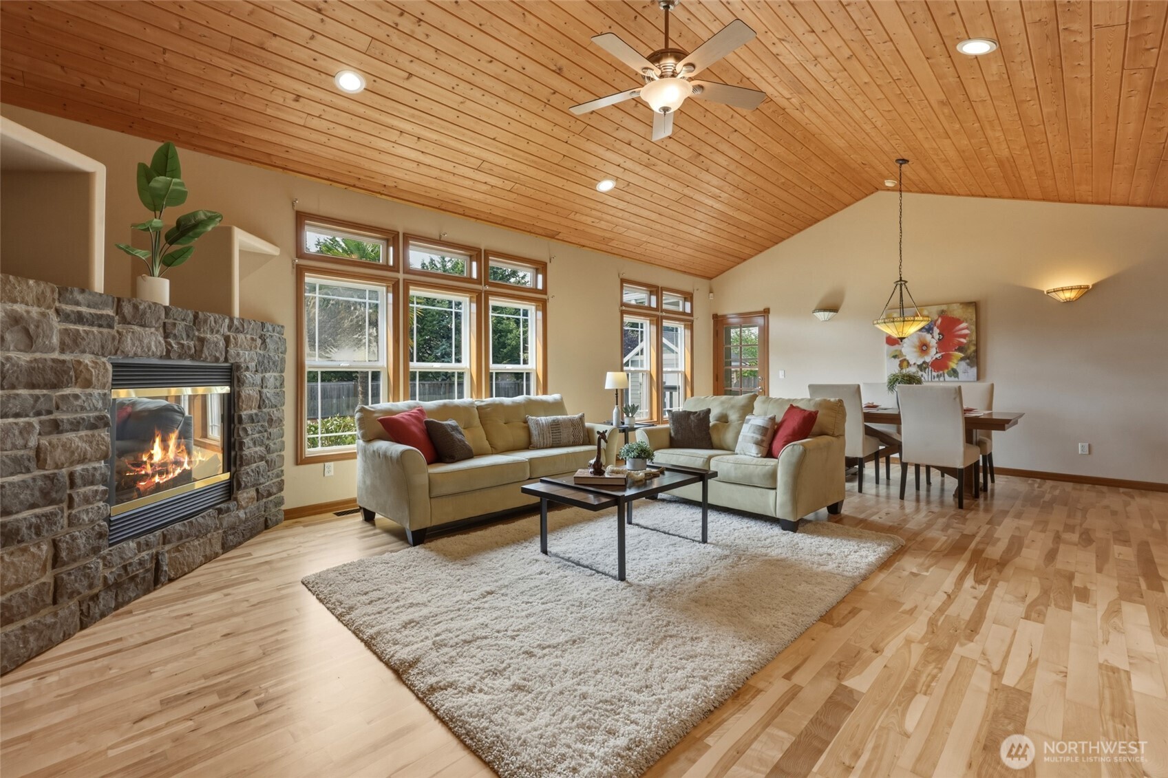 9315 Milburn Loop Property Photo 8