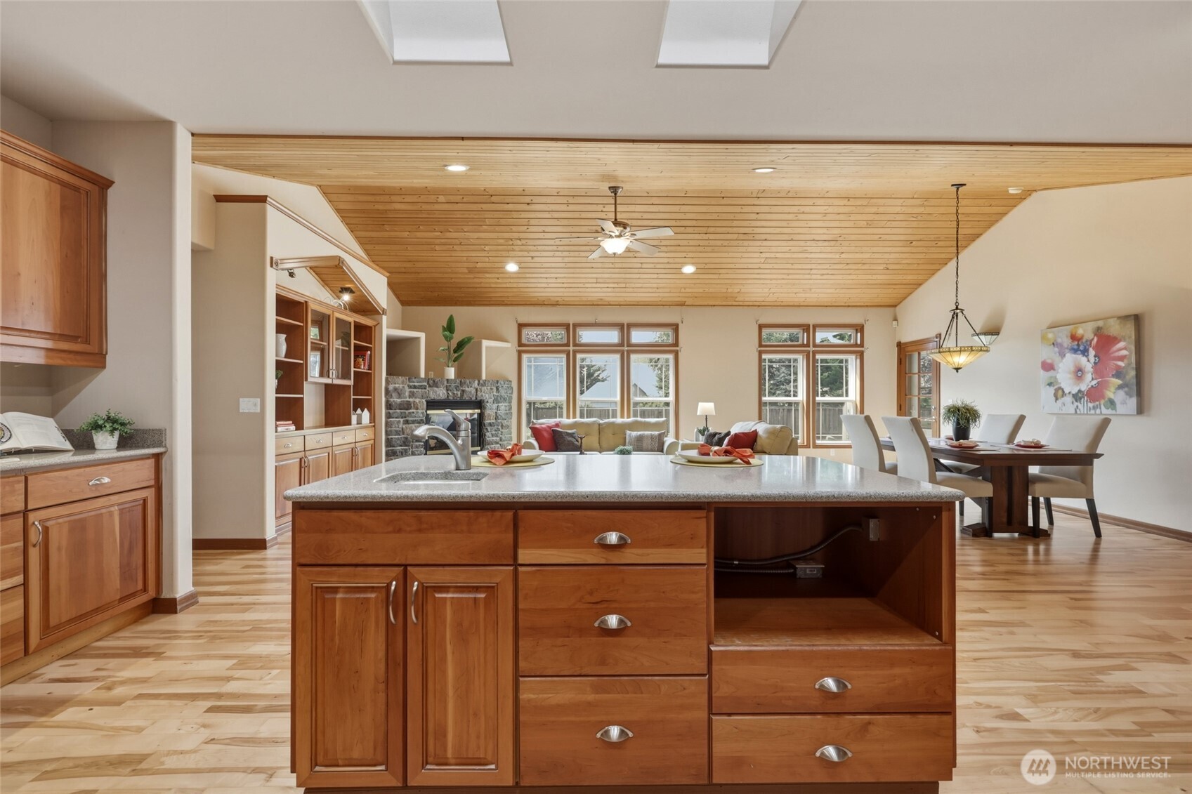 9315 Milburn Loop Property Photo 13