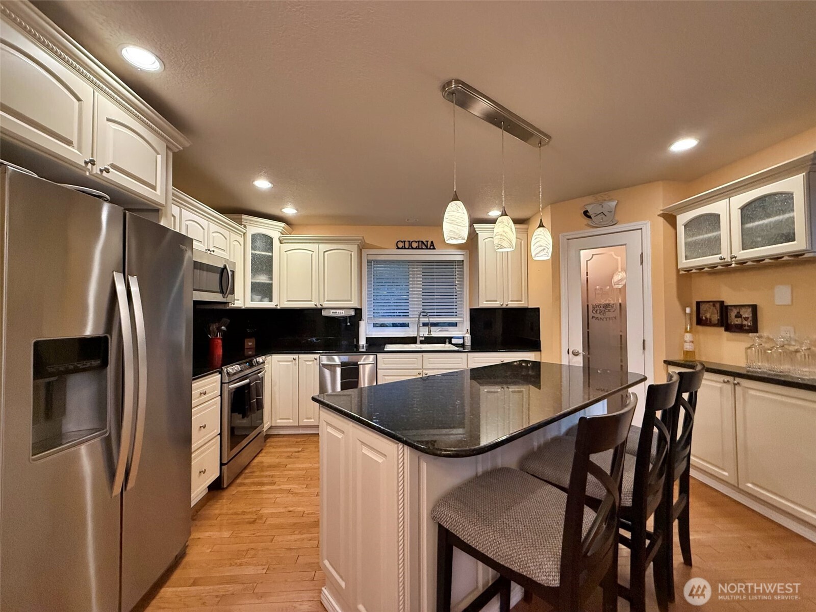 103 Lakeside Drive Property Photo 5