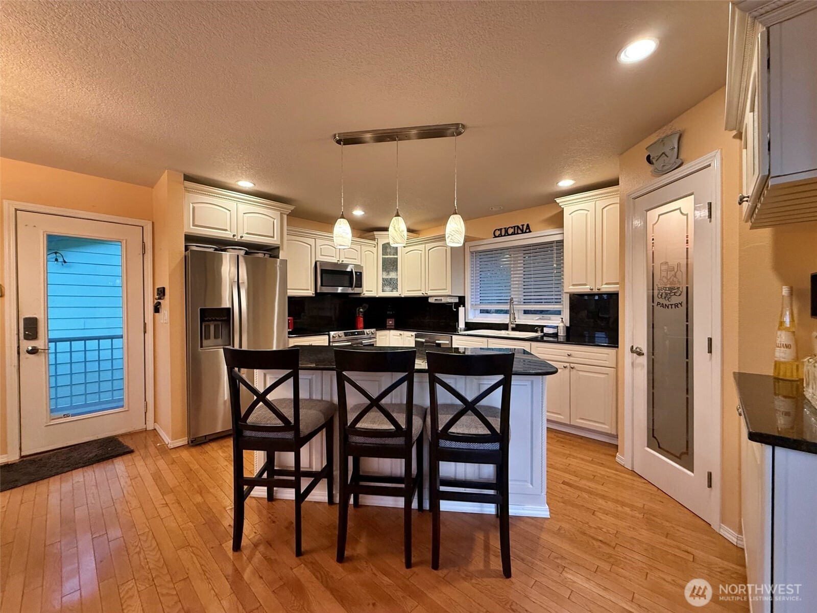 103 Lakeside Drive Property Photo 6