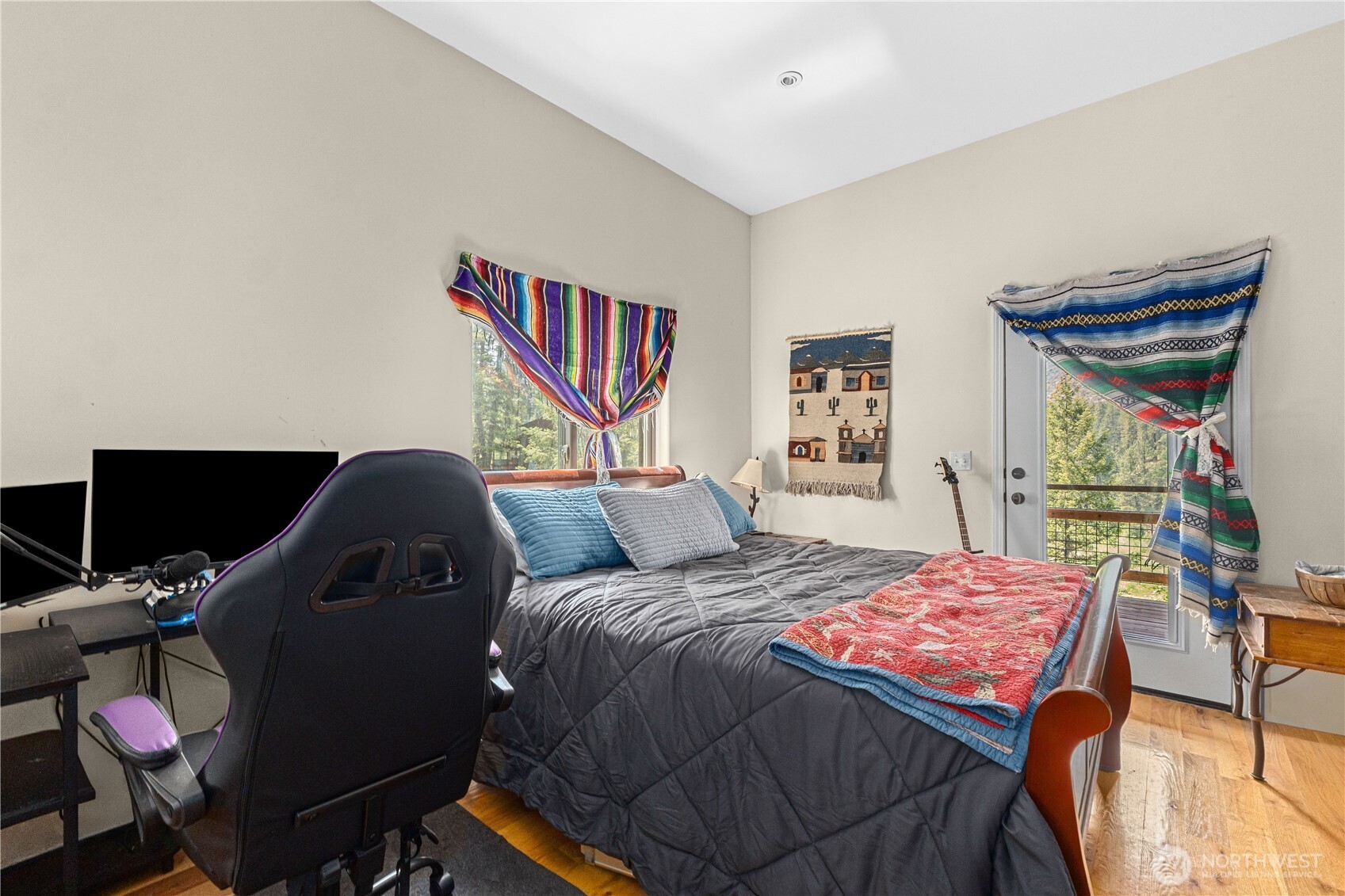 3733 V Sand Creek Road Property Photo 6
