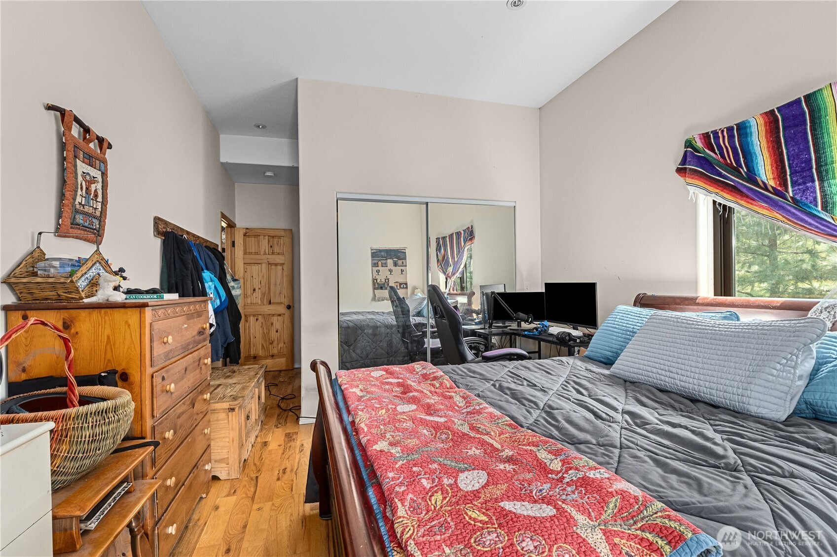 3733 V Sand Creek Road Property Photo 7