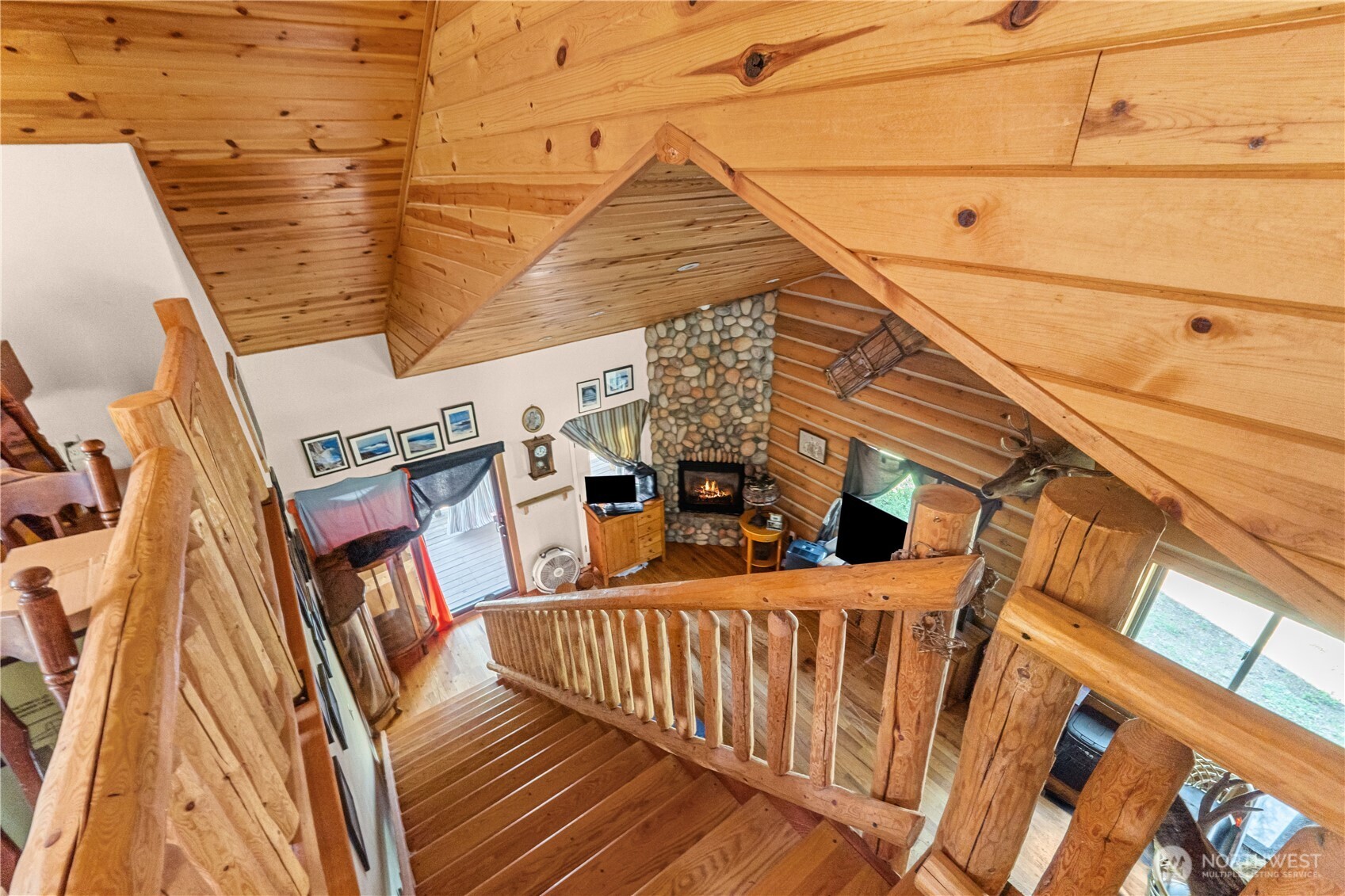 3733 V Sand Creek Road Property Photo 11