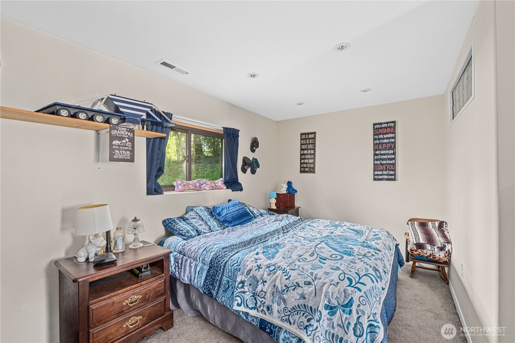3733 V Sand Creek Road Property Photo 13