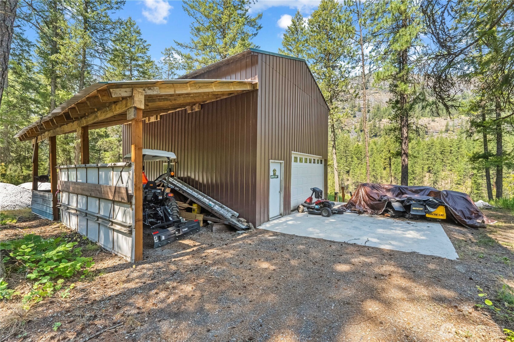 3733 V Sand Creek Road Property Photo 25