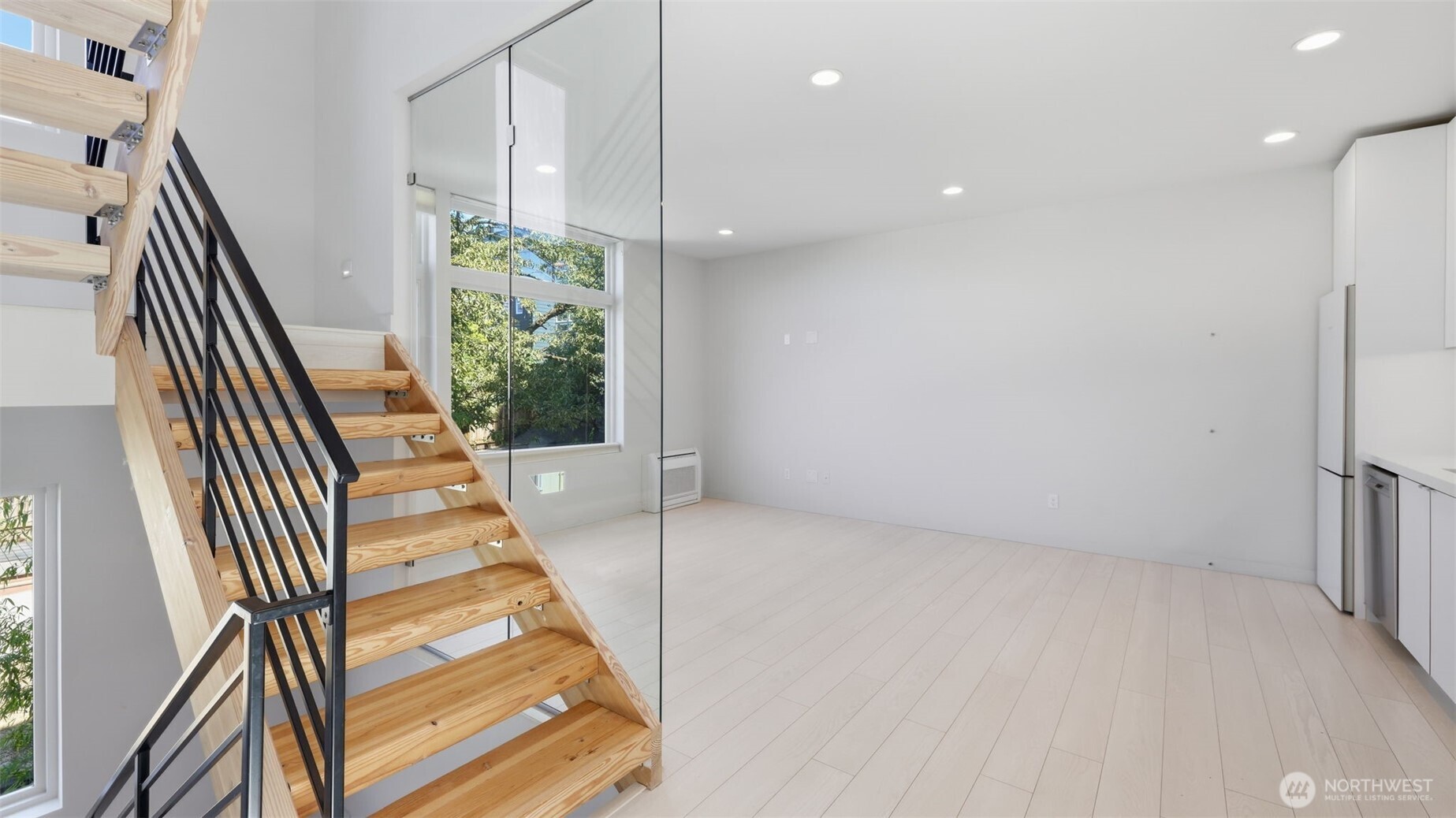 710 14th Avenue C Property Photo 4