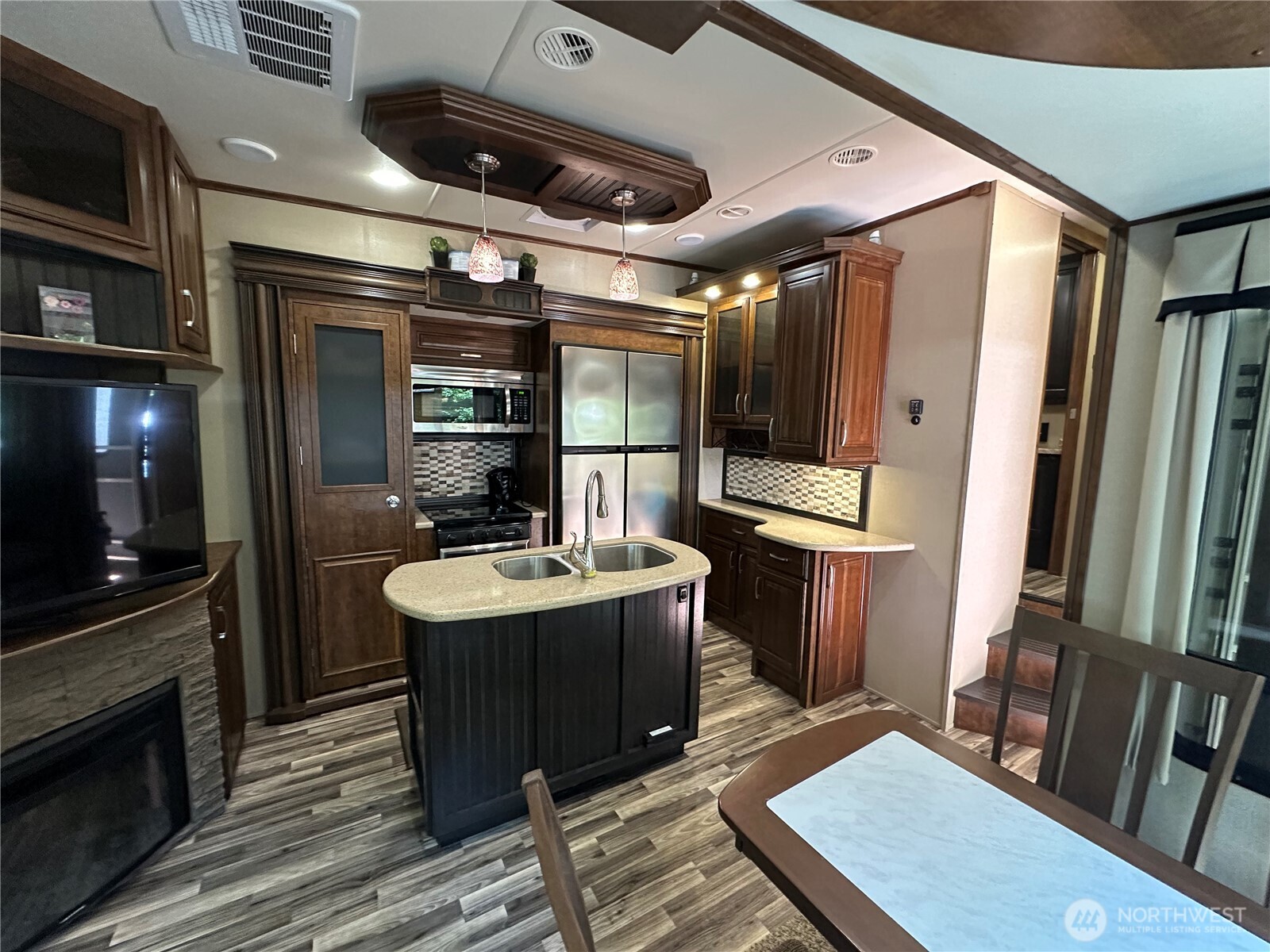 45264 Nesika Trail Property Photo 8