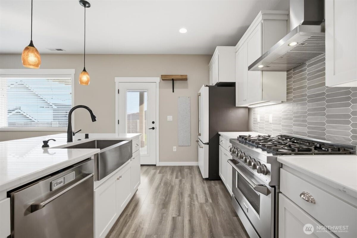 537 Lazio Way Property Photo 24