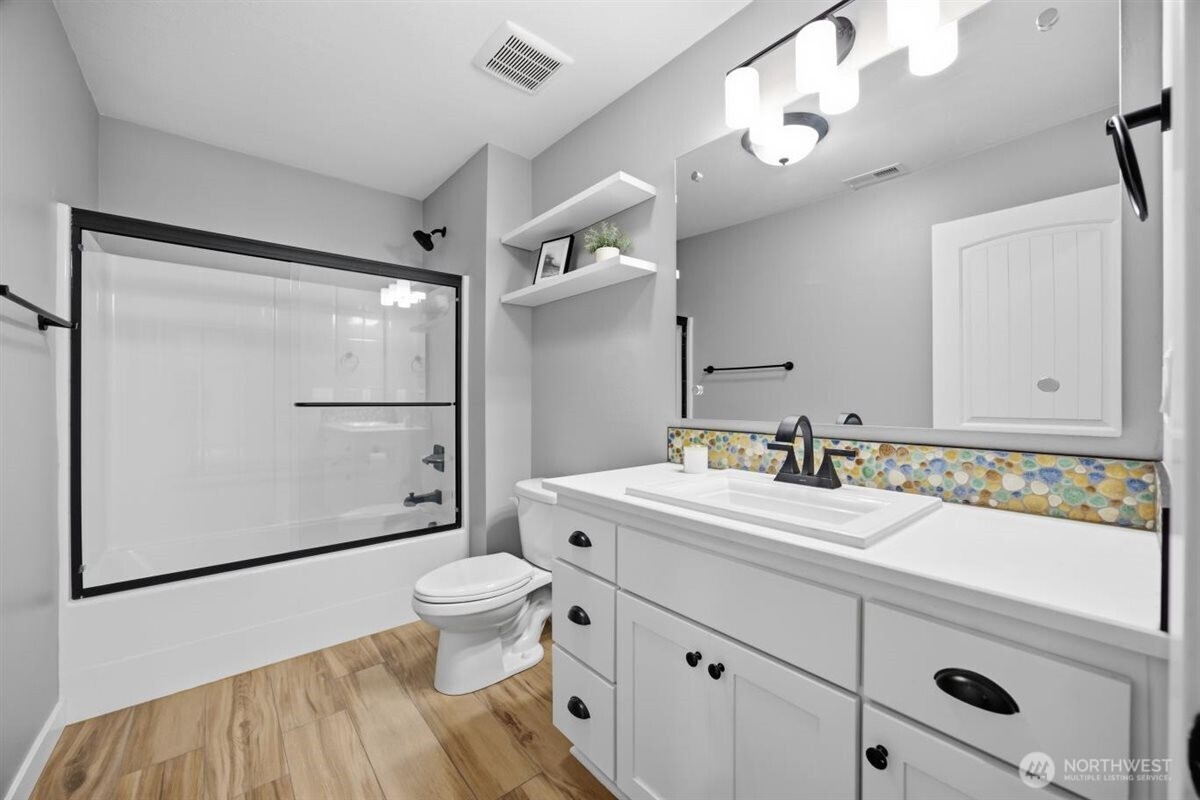 537 Lazio Way Property Photo 33