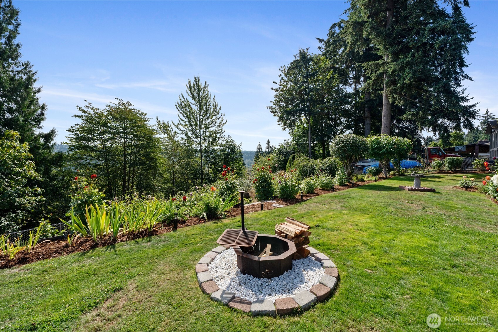 117 66th Avenue Property Photo 25
