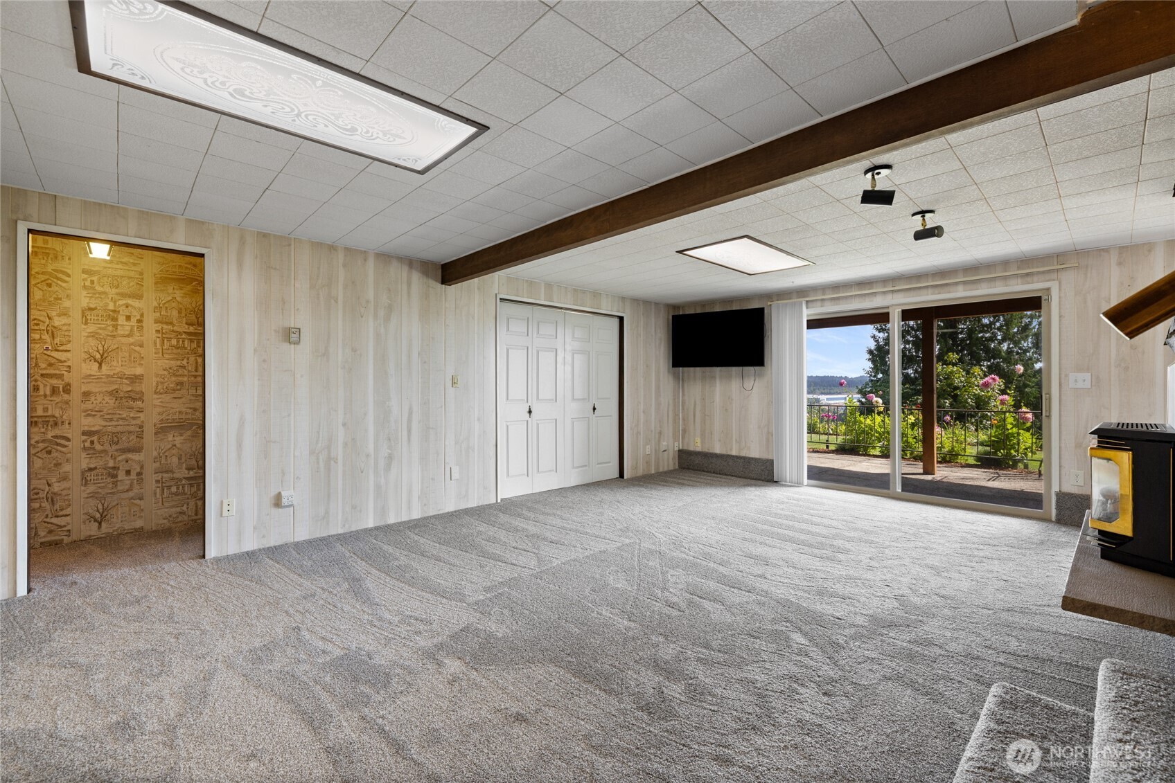 117 66th Avenue Property Photo 38