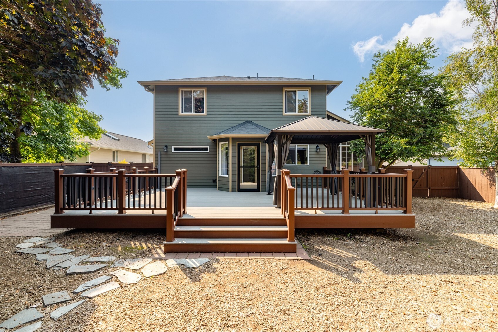 1811 Copper Pond Place Property Photo 3