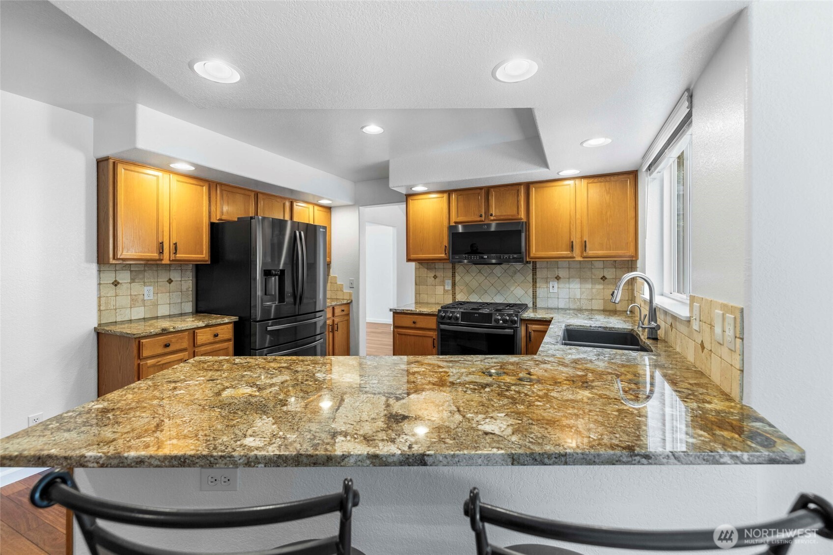 1811 Copper Pond Place Property Photo 14