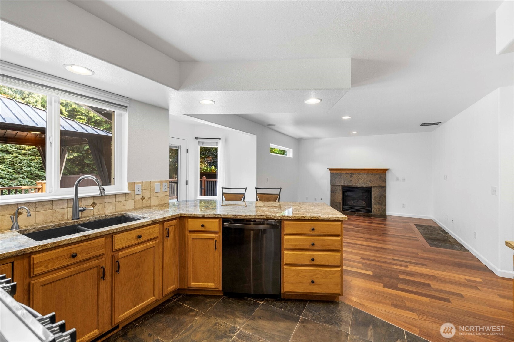 1811 Copper Pond Place Property Photo 19