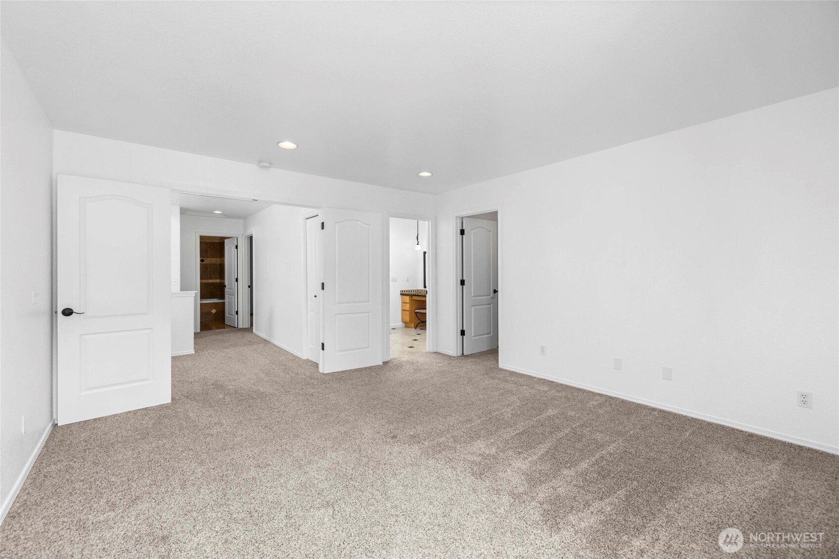 1811 Copper Pond Place Property Photo 25