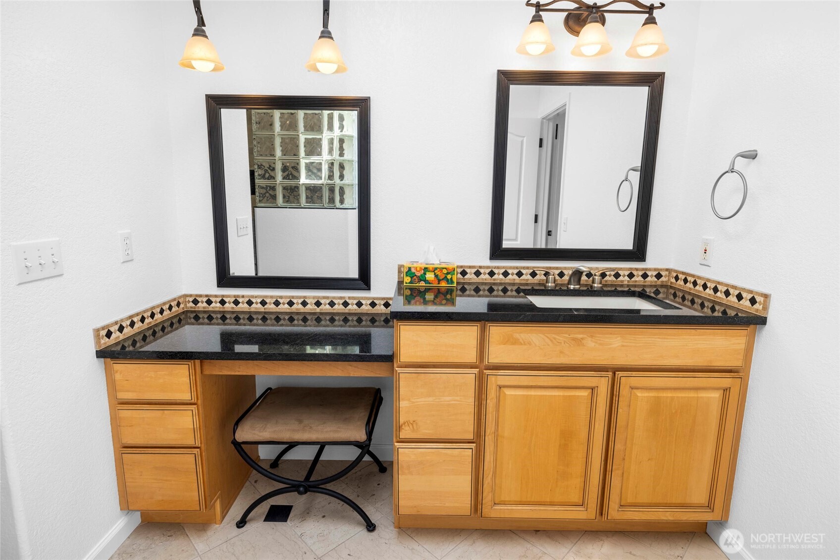 1811 Copper Pond Place Property Photo 27