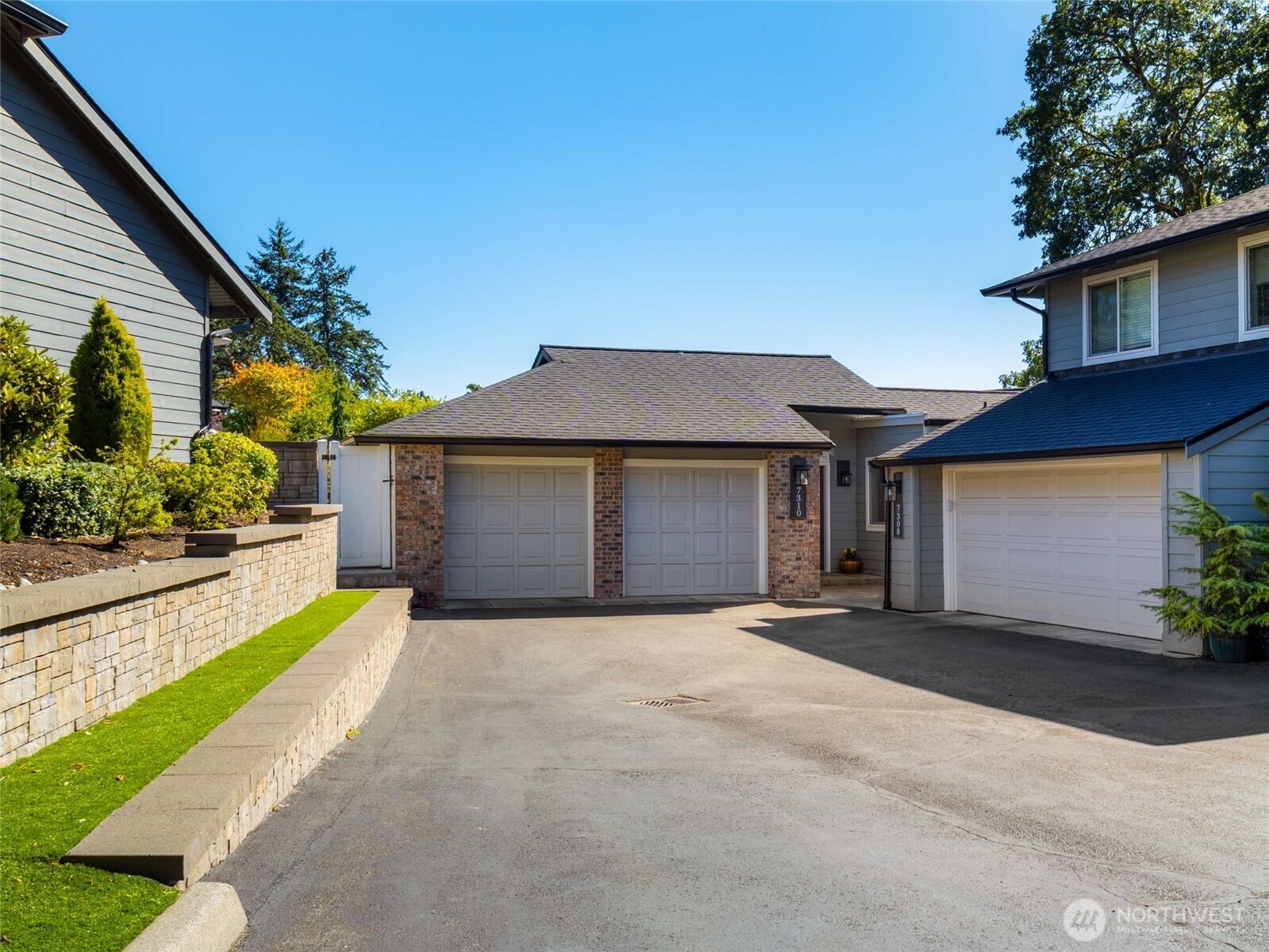 7310 Steilacoom Boulevard Property Photo 4