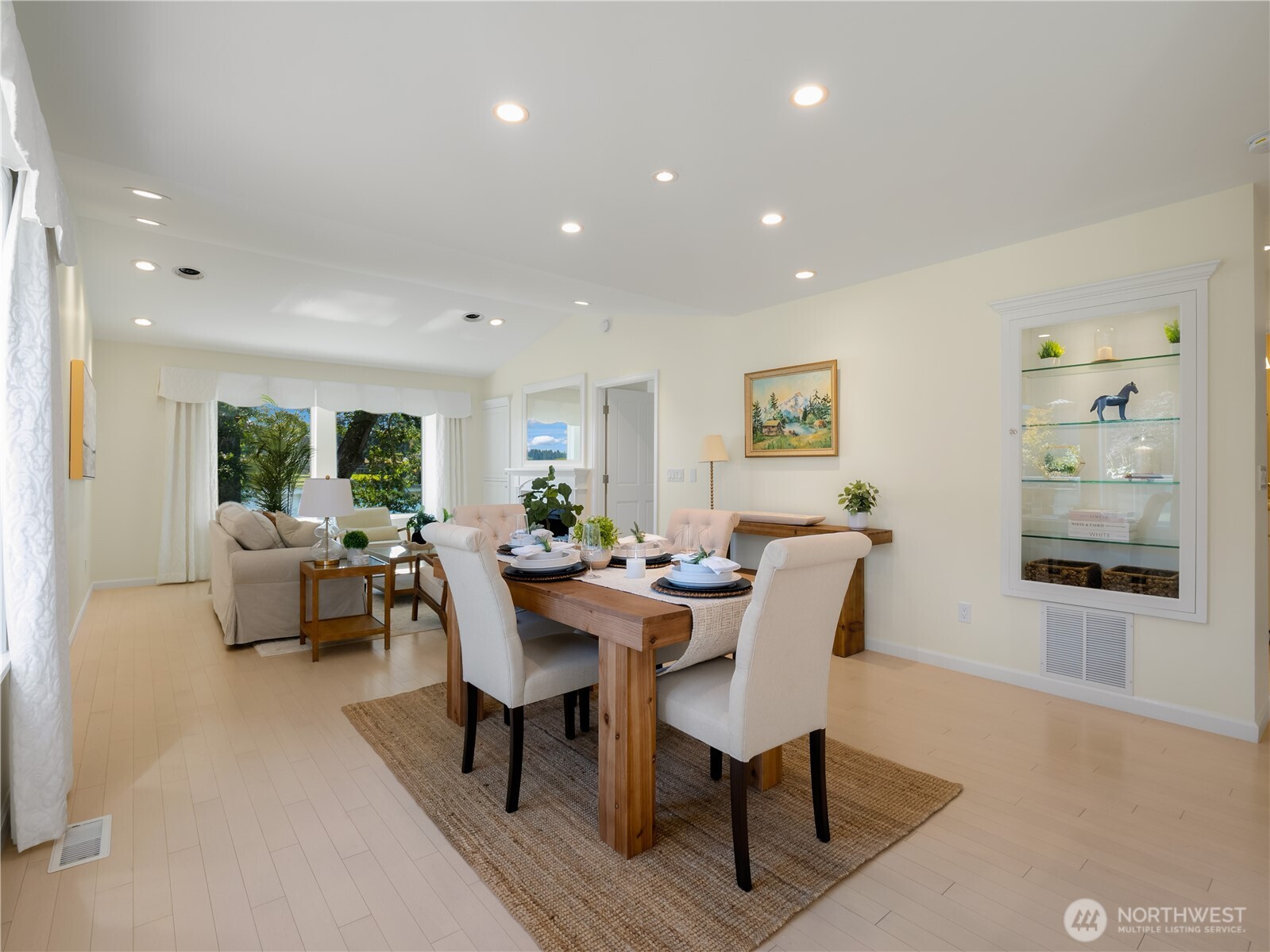 7310 Steilacoom Boulevard Property Photo 8