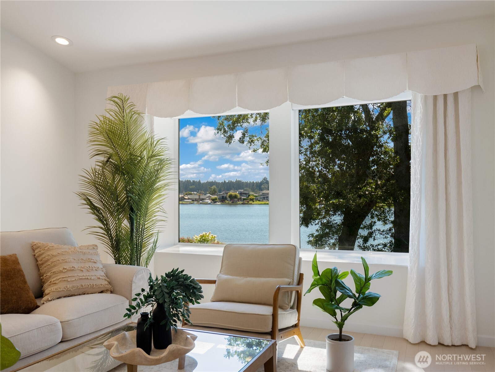 7310 Steilacoom Boulevard Property Photo 10