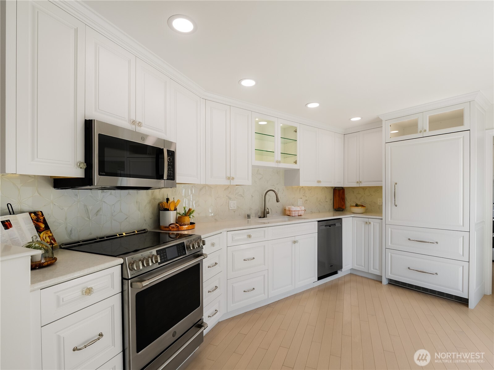 7310 Steilacoom Boulevard Property Photo 11