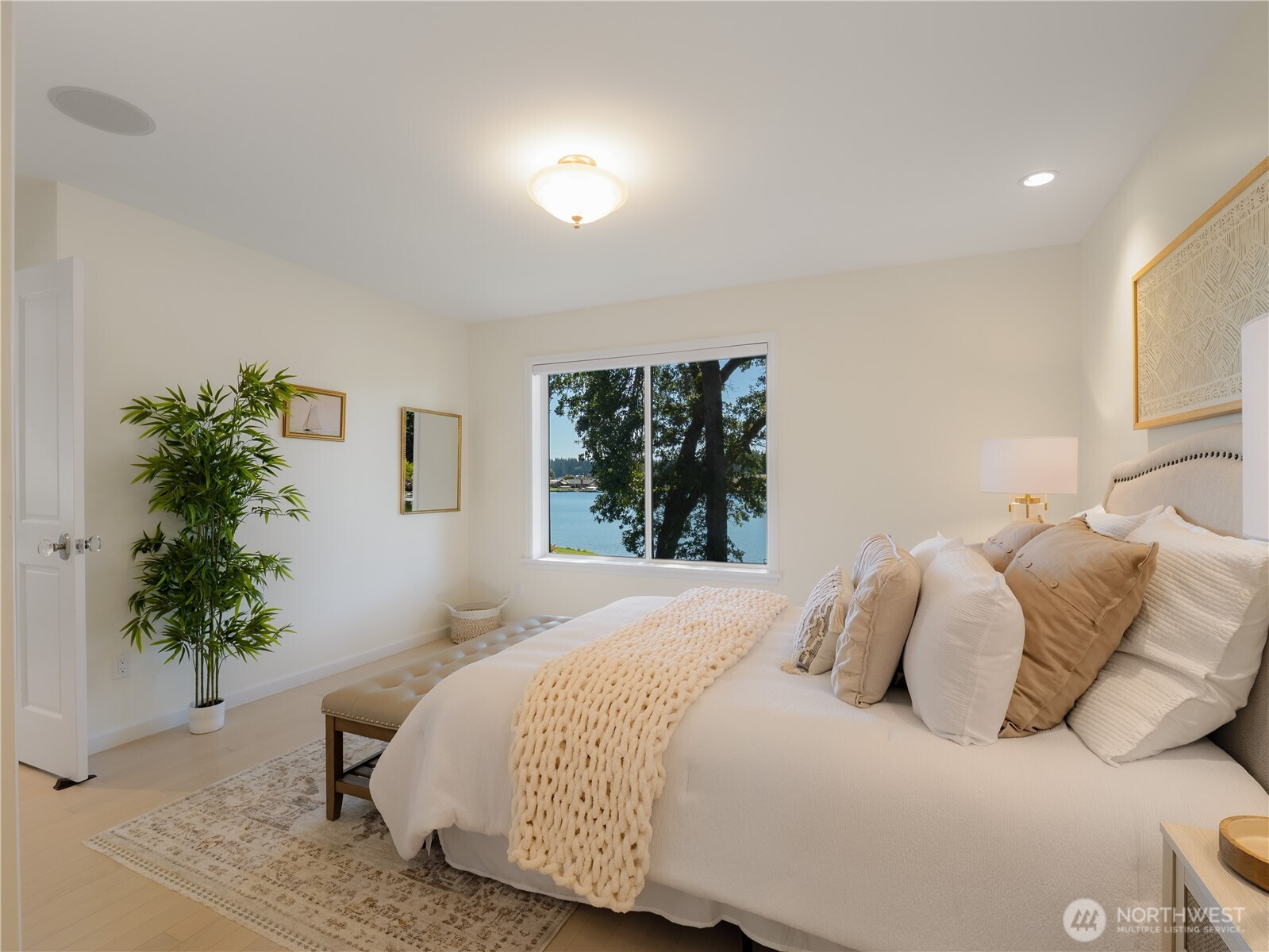 7310 Steilacoom Boulevard Property Photo 15