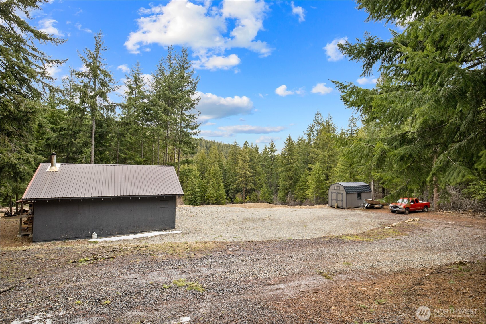 490 Thornton Creek Property Photo 10