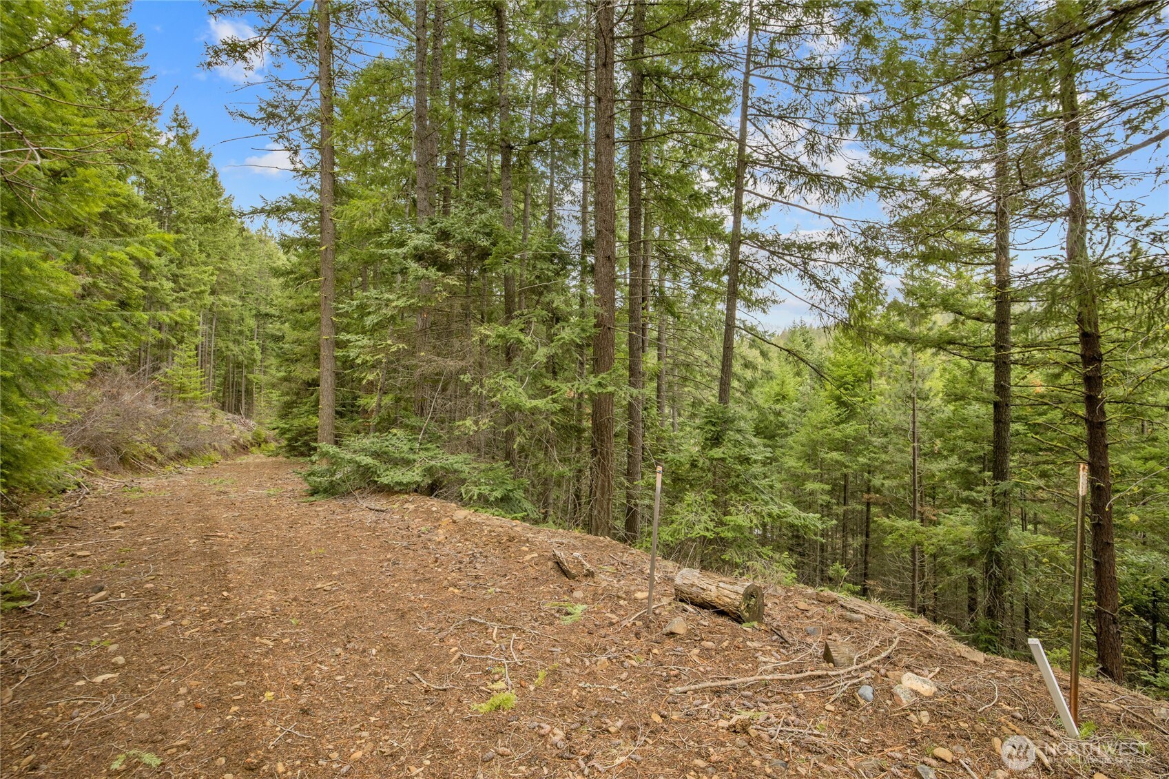 490 Thornton Creek Property Photo 24