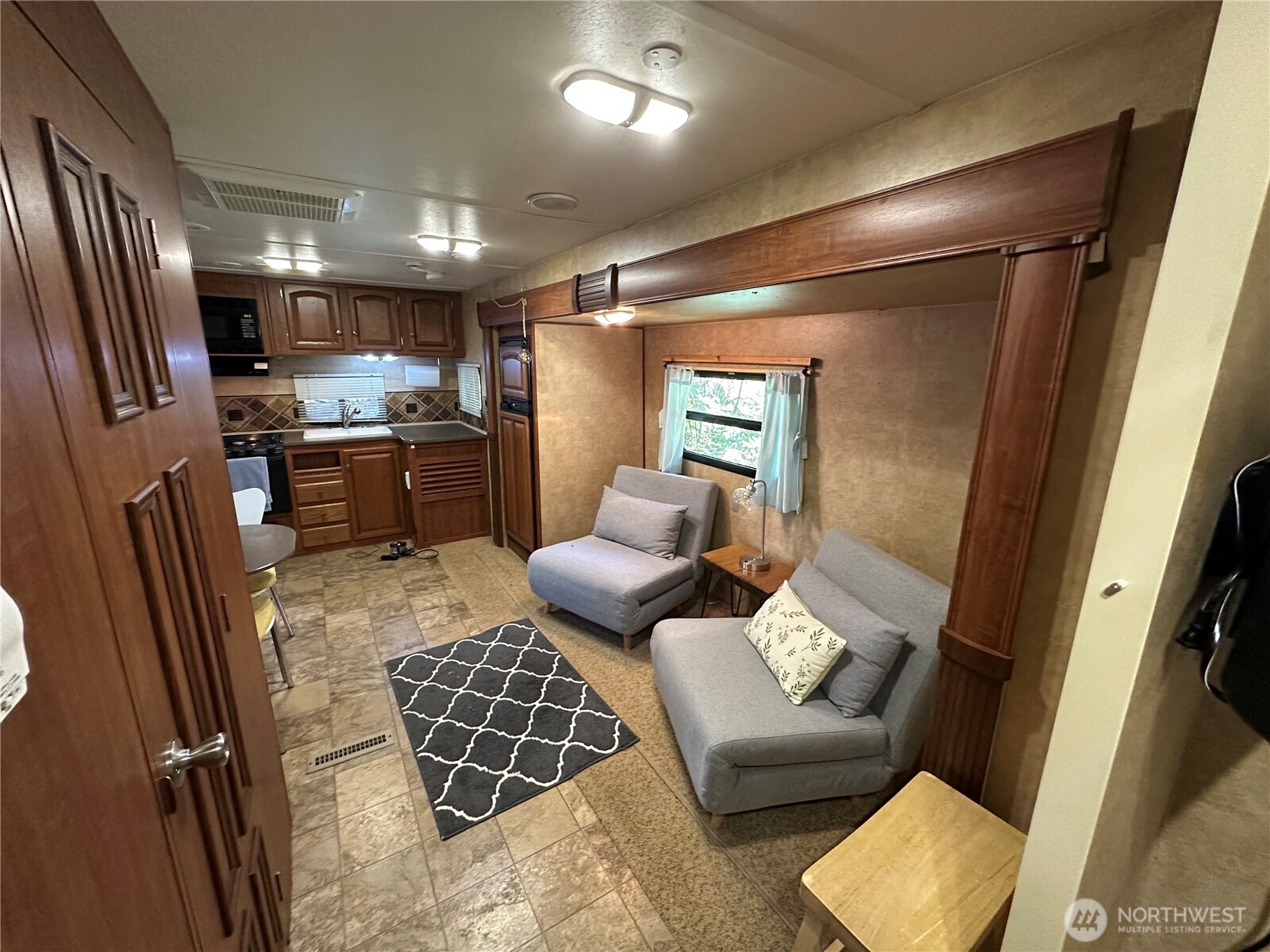 45003 Kachess Trail Property Photo 9
