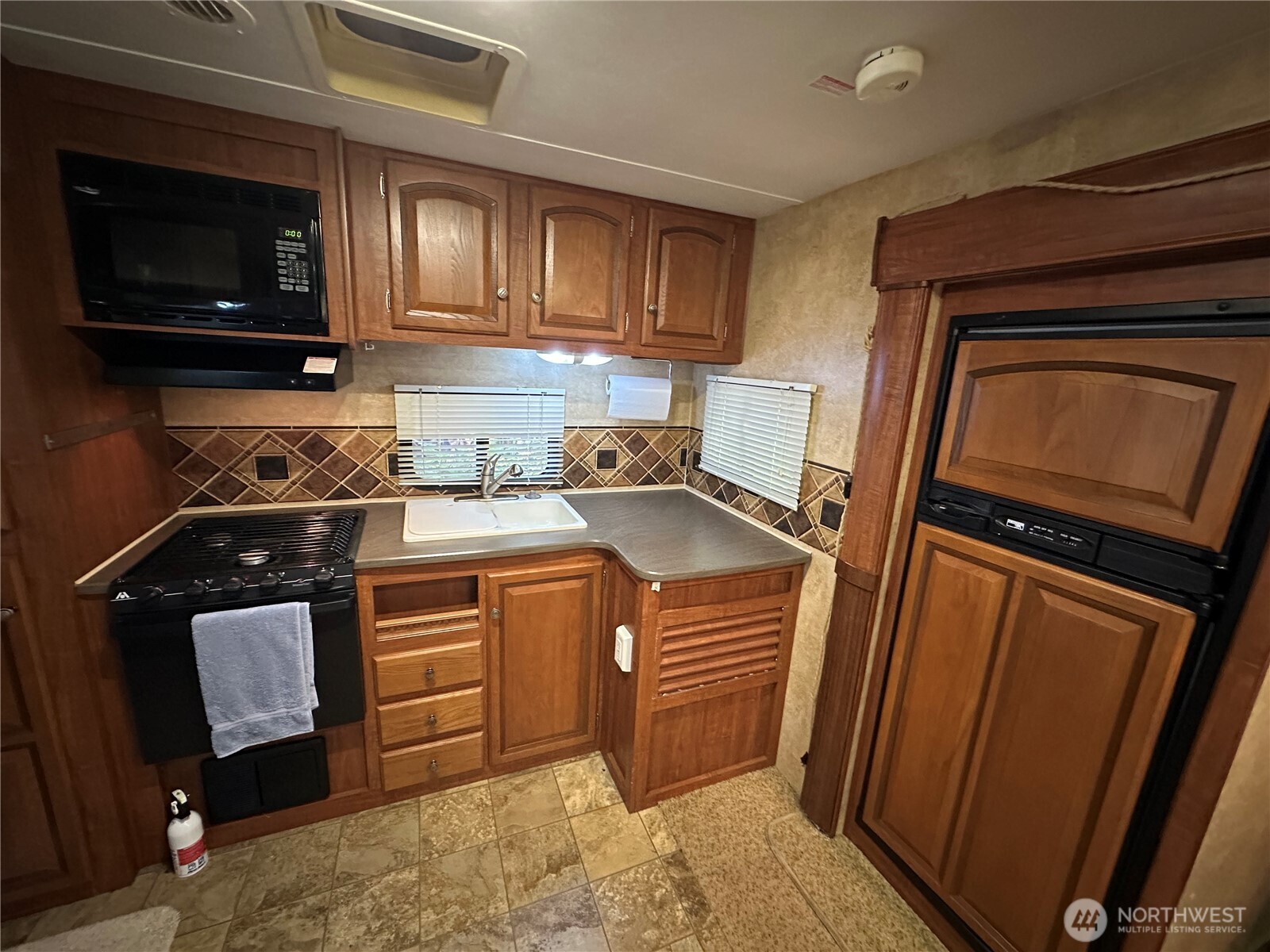 45003 Kachess Trail Property Photo 13