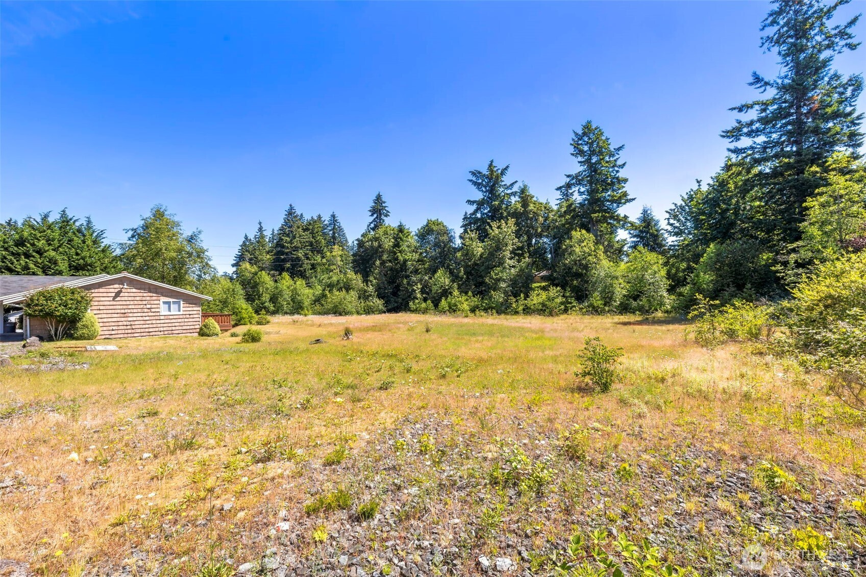 2153 Bethel Ave Property Photo 3