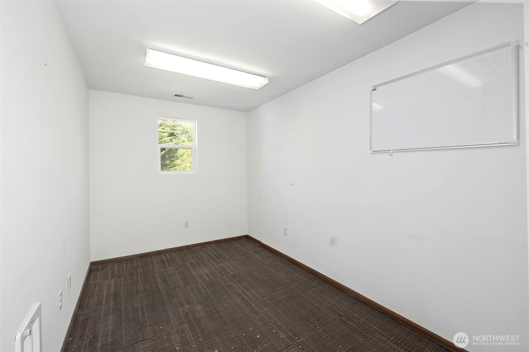 2153 Bethel Ave Property Photo 28