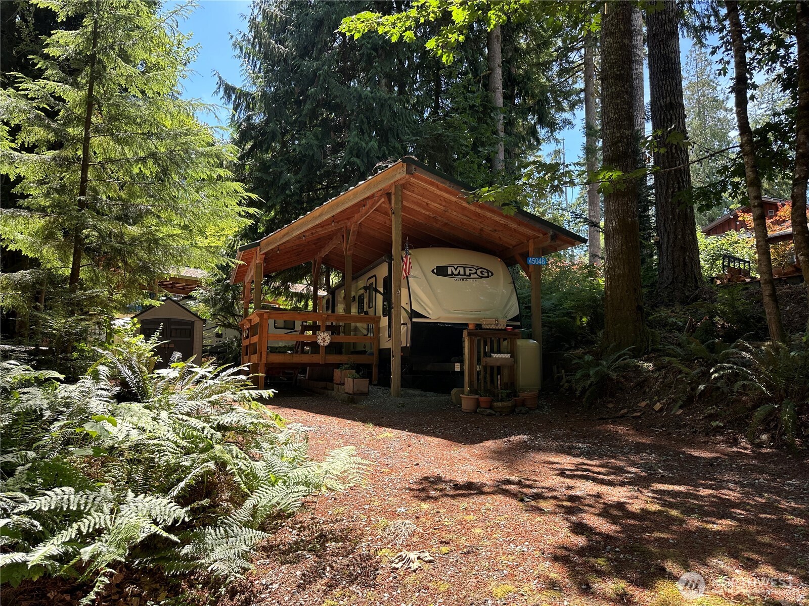 45048 Tillicum Trail Property Photo 1