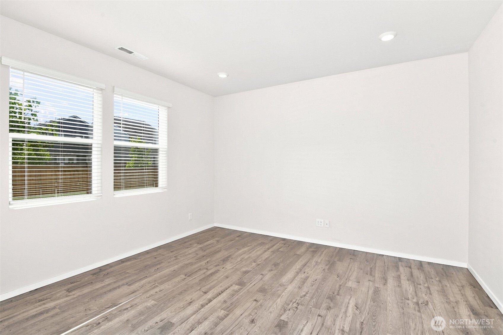 18740 110th Avenue Property Photo 10