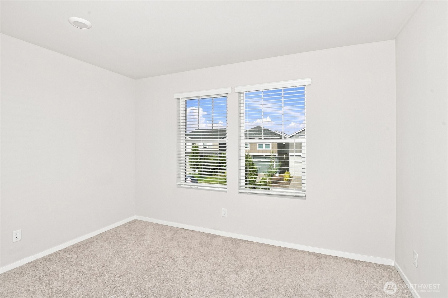 18740 110th Avenue Property Photo 11