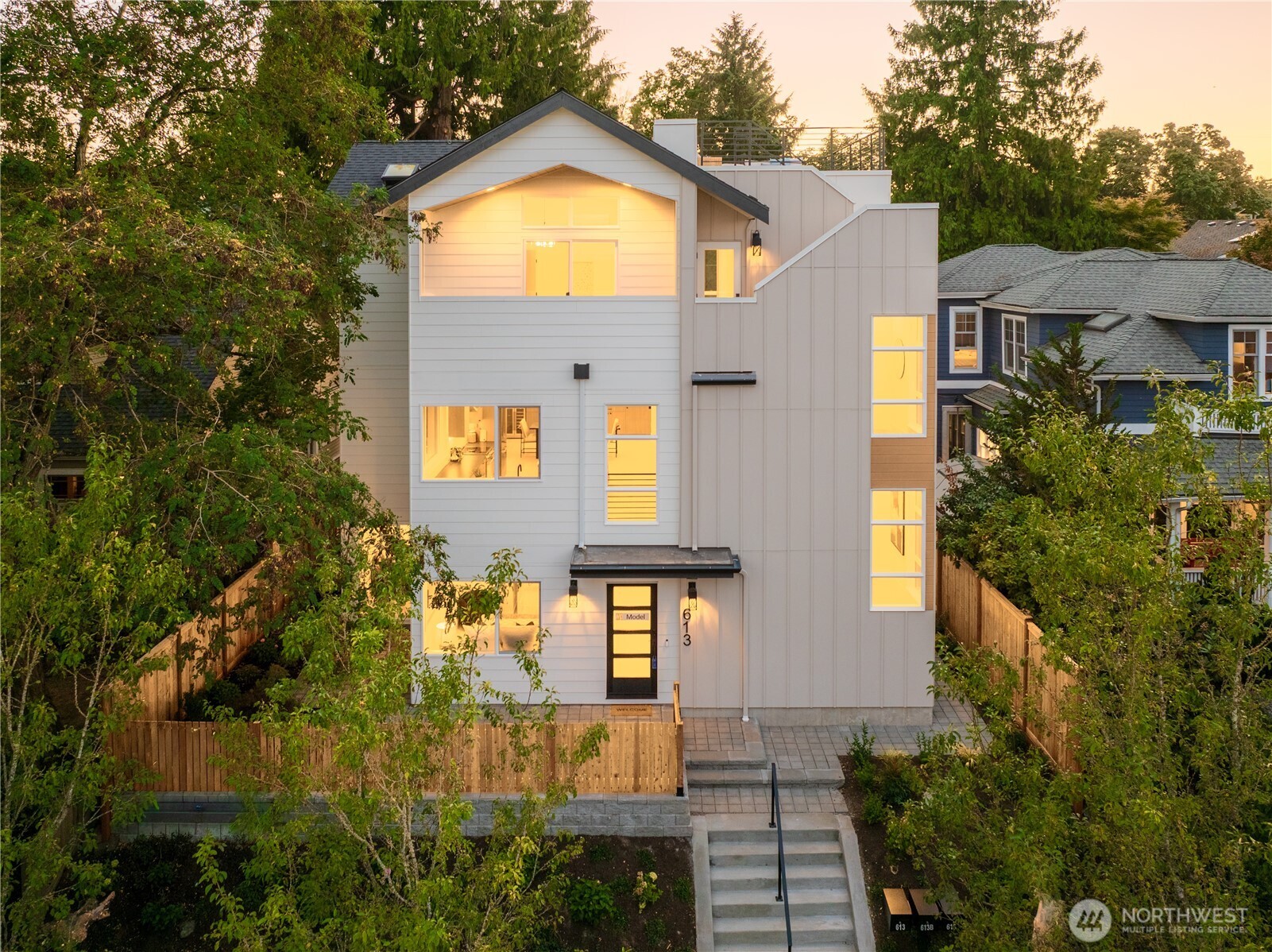 613 18th Avenue Property Photo 1
