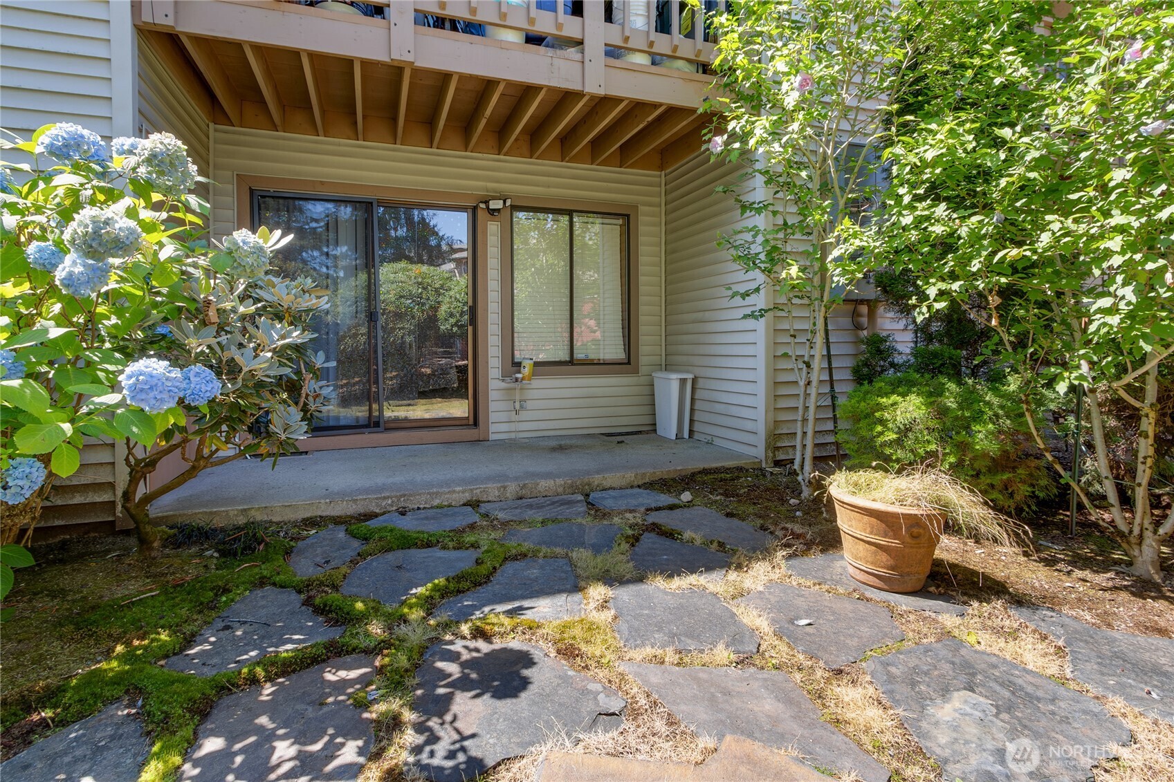 17521 118th Avenue K3 Property Photo 1