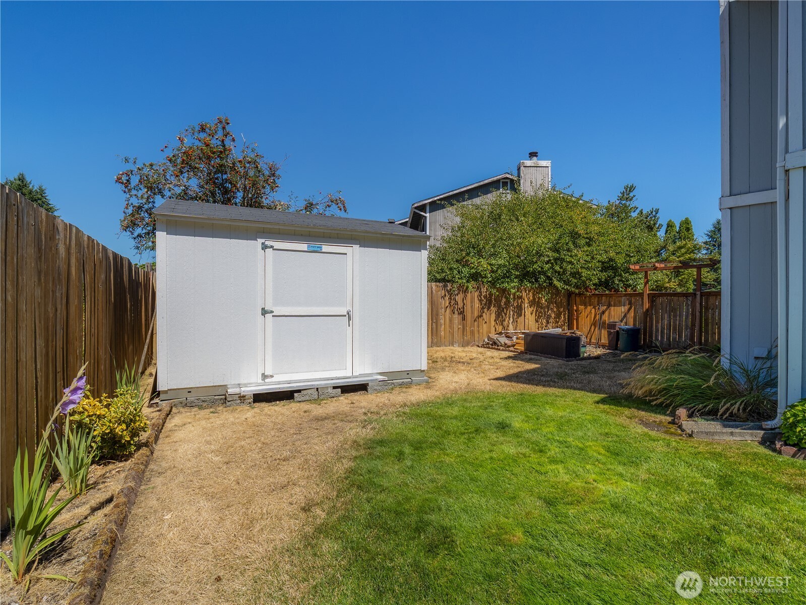 2010 148th Street Property Photo 28