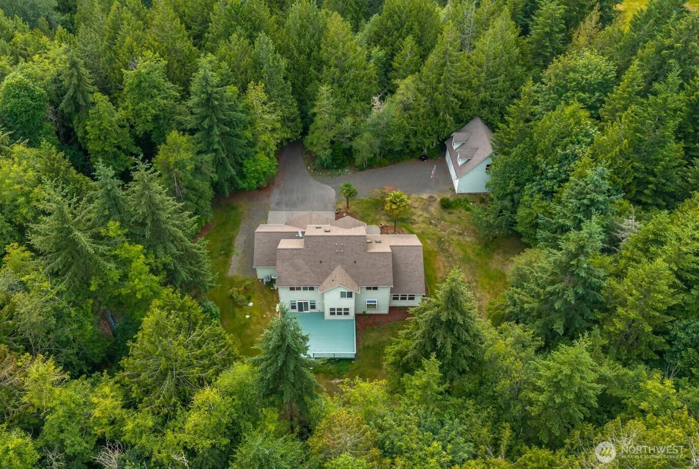 19144 Clear Creek Road Property Photo 3