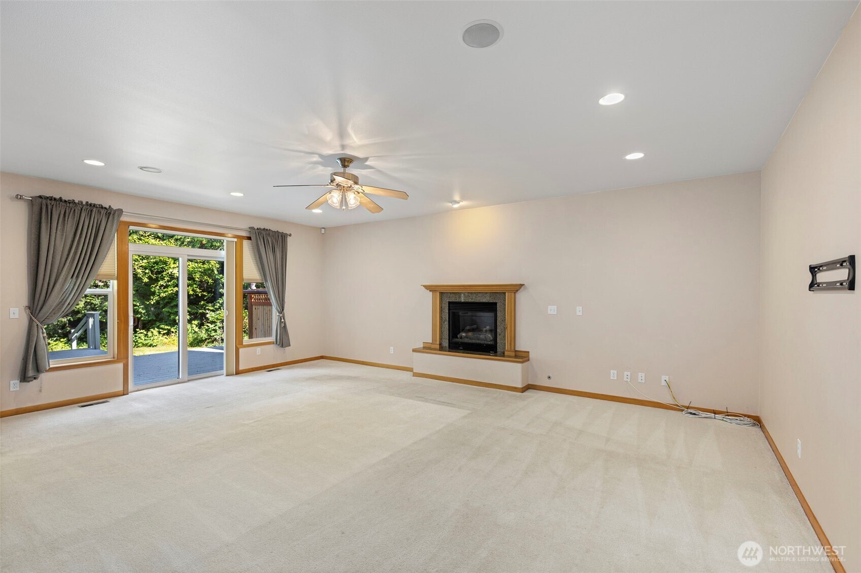 19144 Clear Creek Road Property Photo 17