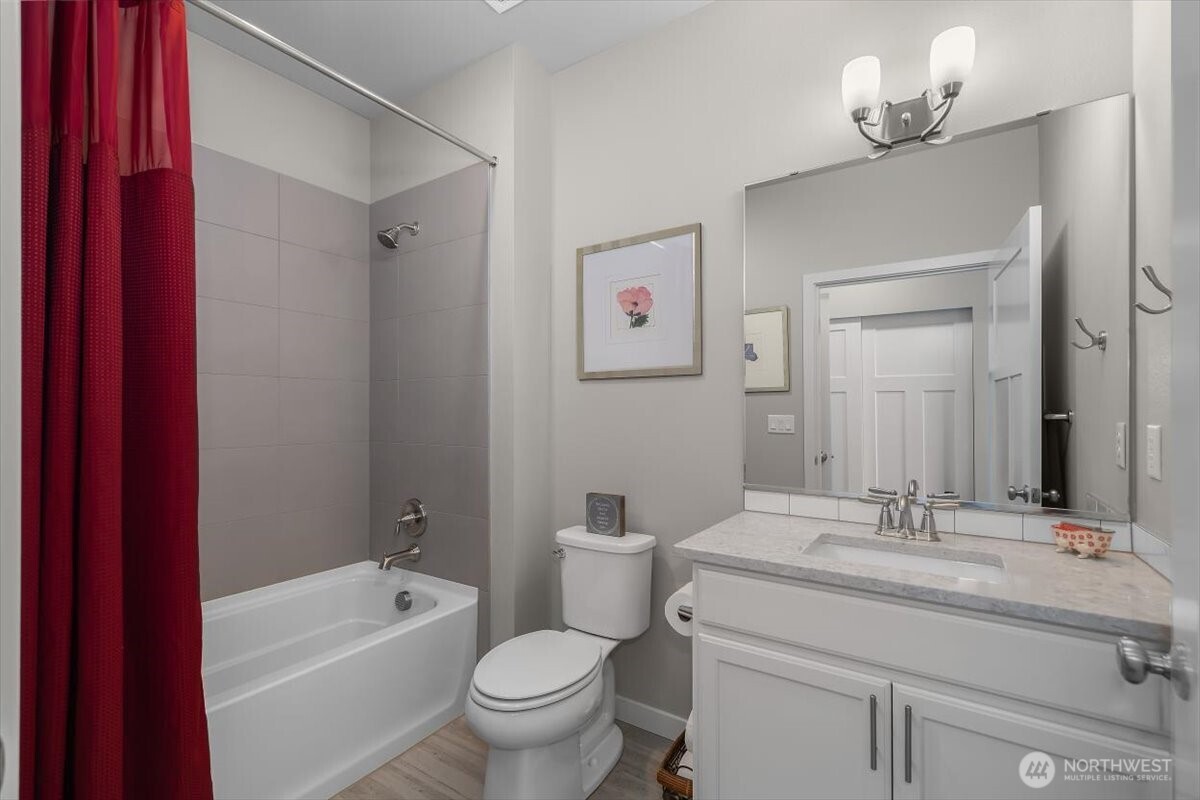 5639 Waldron Drive Property Photo 20