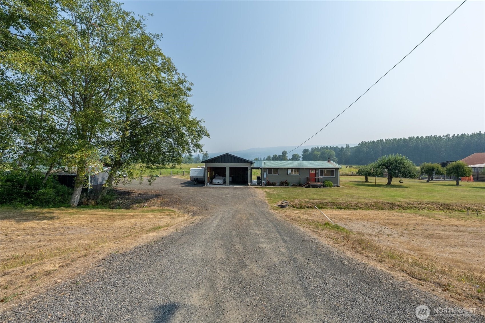 126 W Sunny Sands Property Photo 4