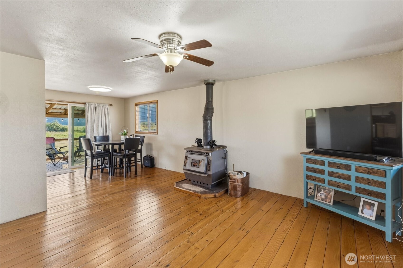 126 W Sunny Sands Property Photo 7