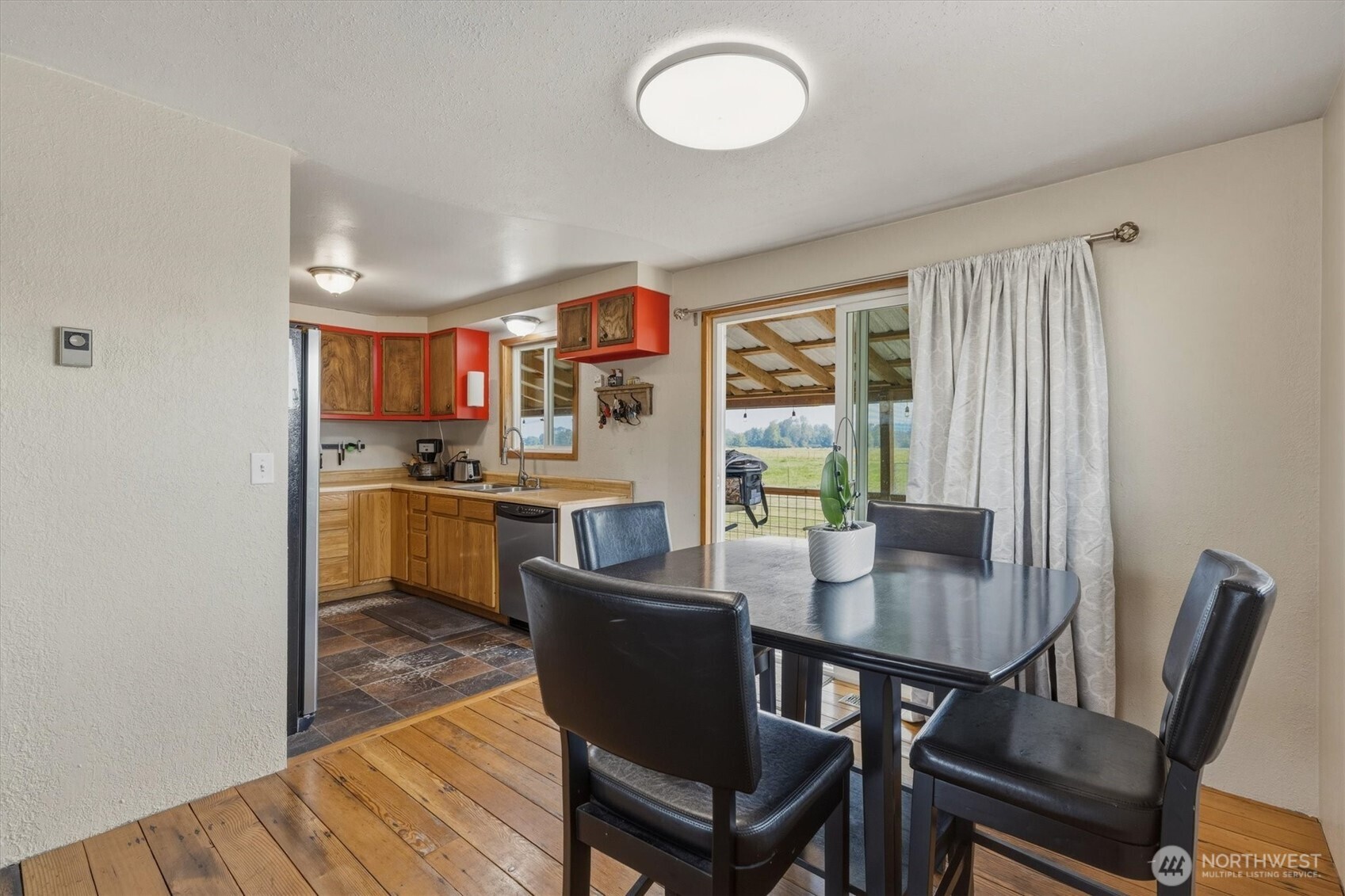 126 W Sunny Sands Property Photo 9