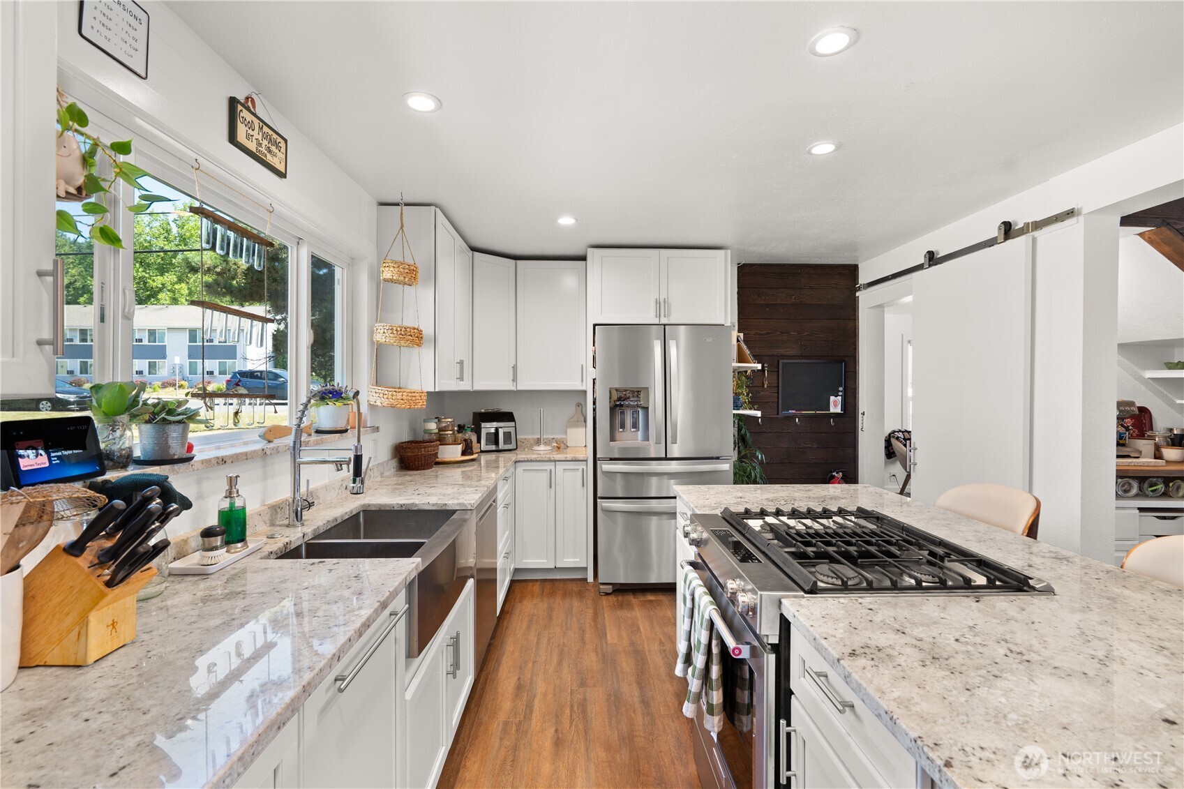 381 S Market Boulevard Property Photo 9