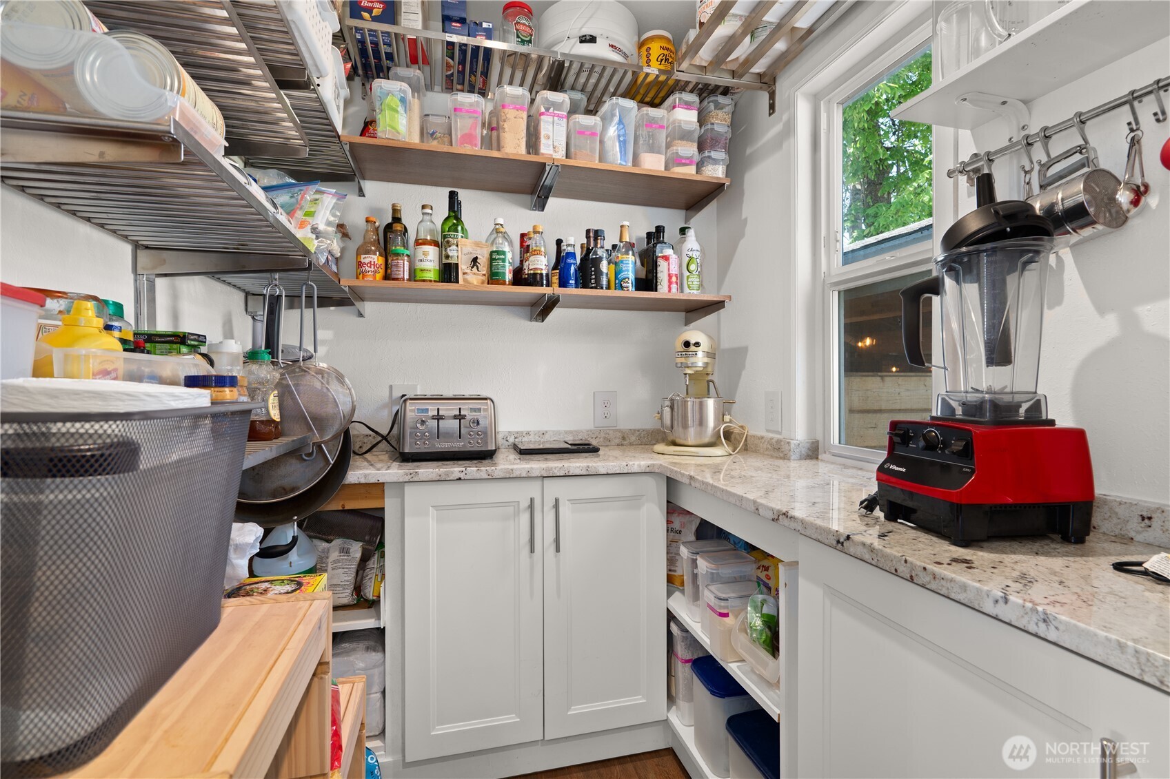 381 S Market Boulevard Property Photo 11