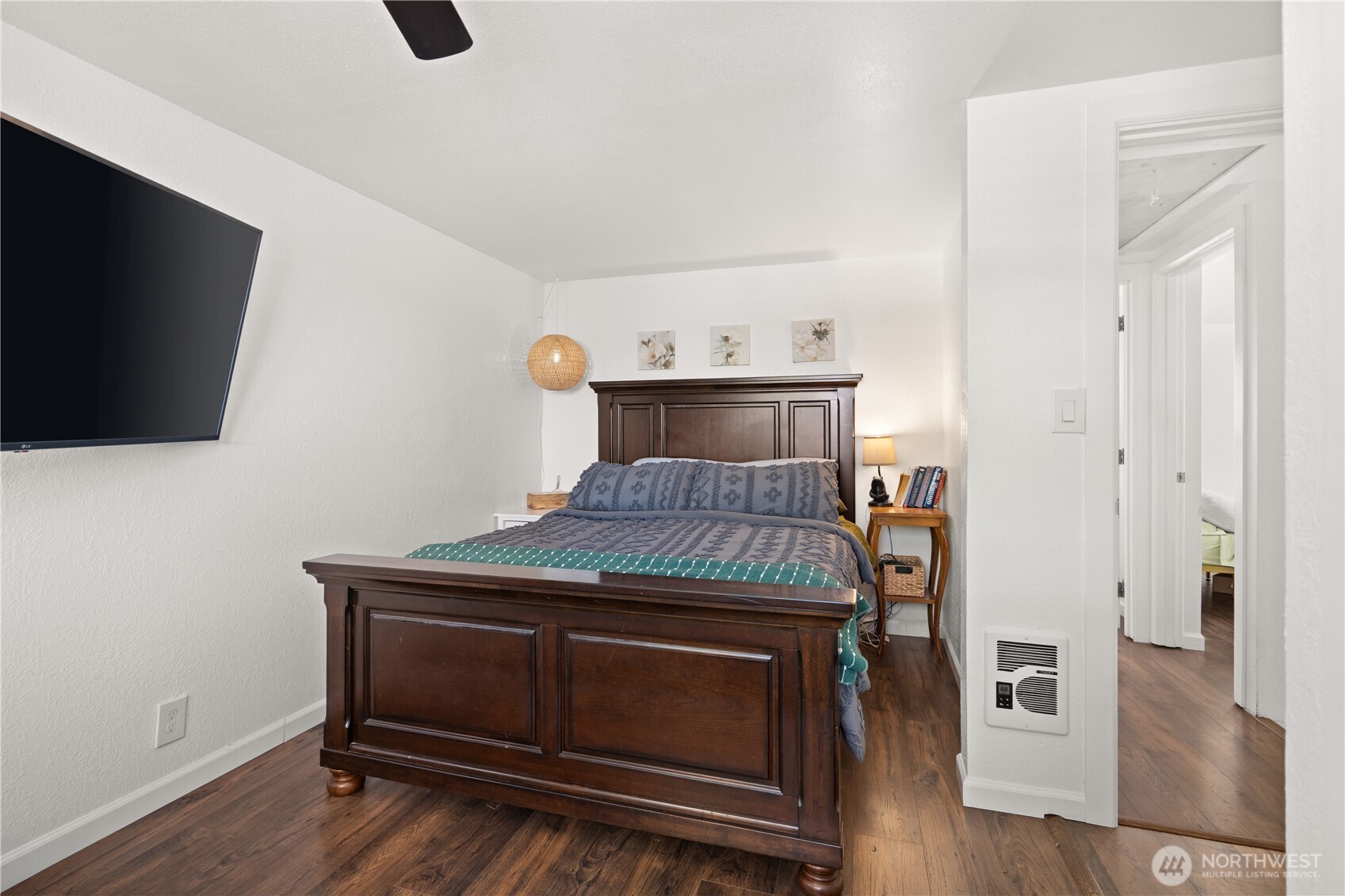 381 S Market Boulevard Property Photo 15