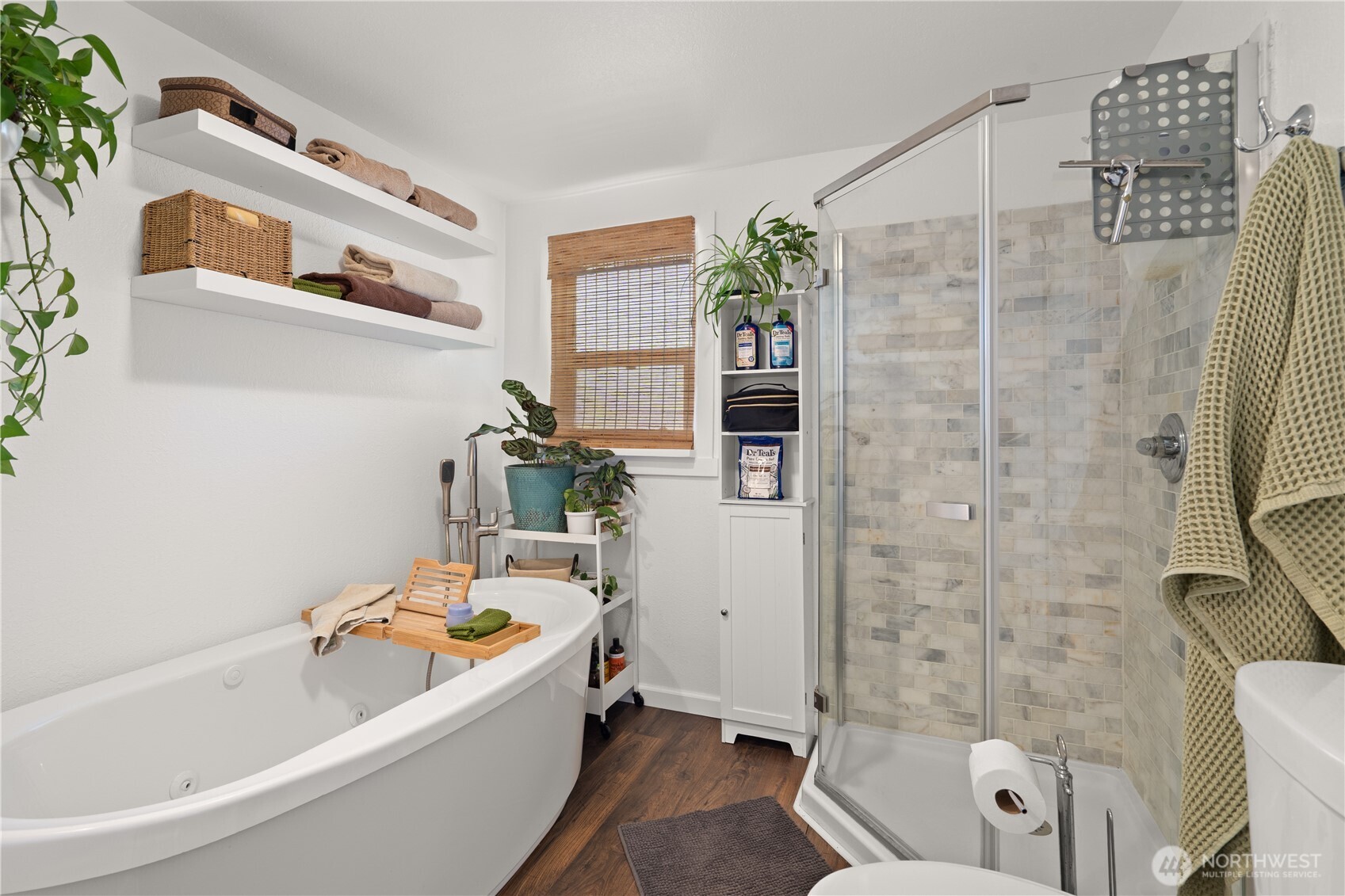 381 S Market Boulevard Property Photo 18