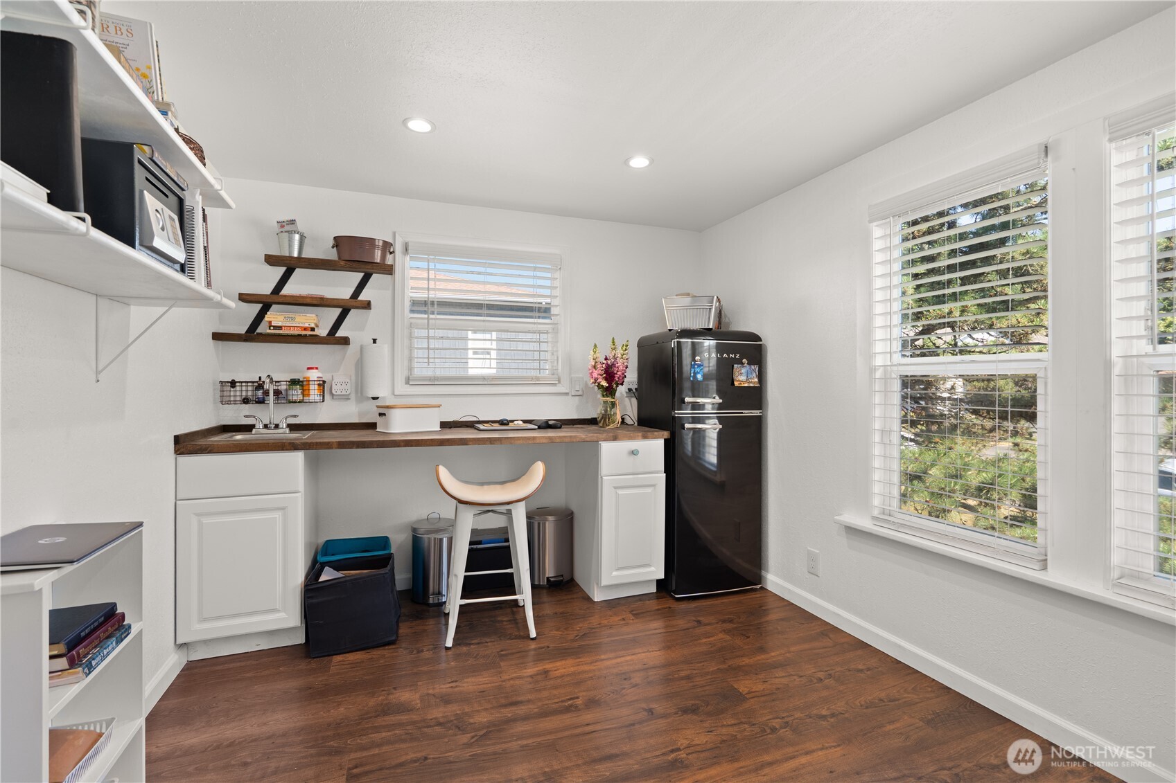 381 S Market Boulevard Property Photo 21