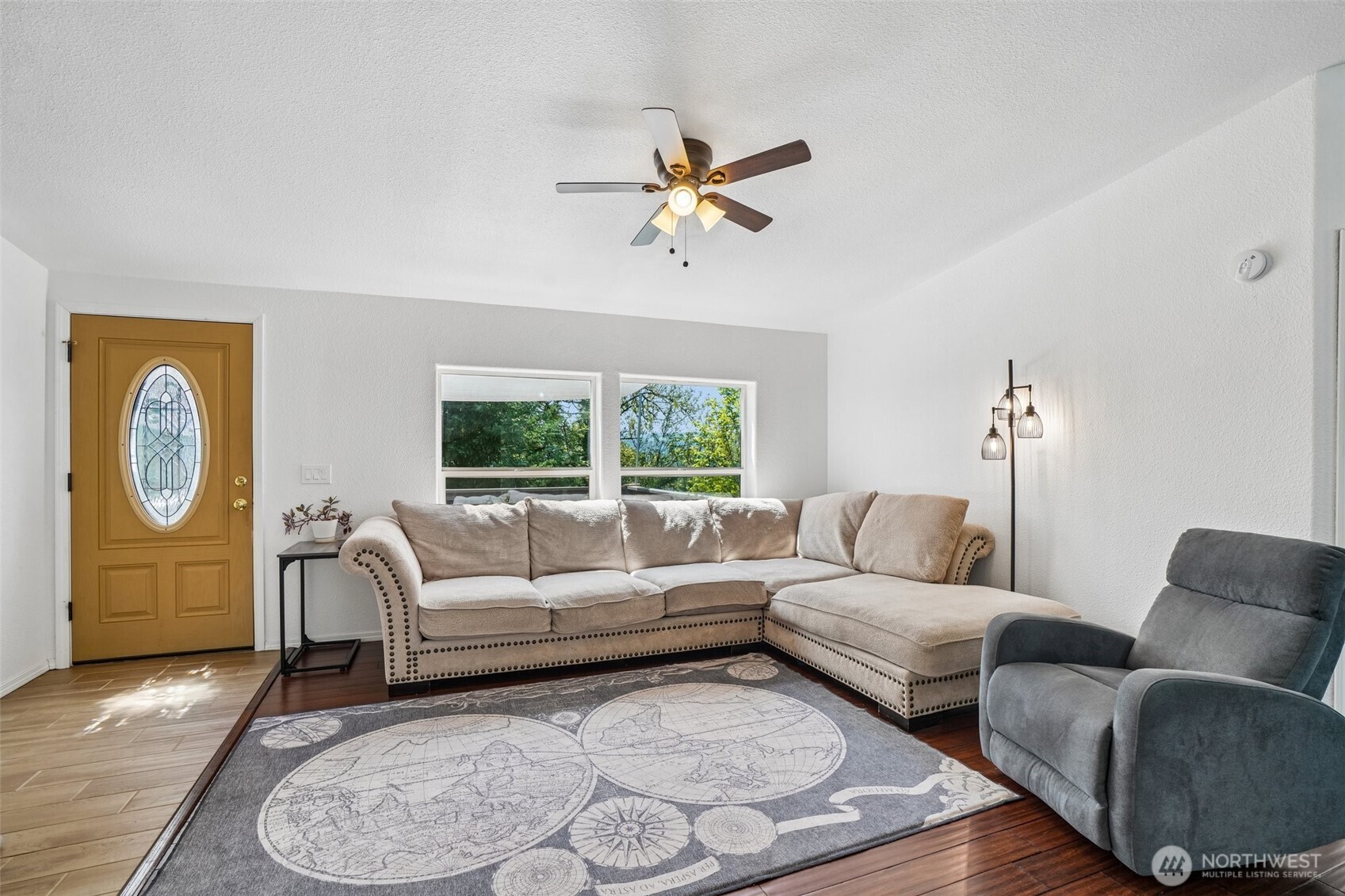 127 Pioneer Avenue Property Photo 6
